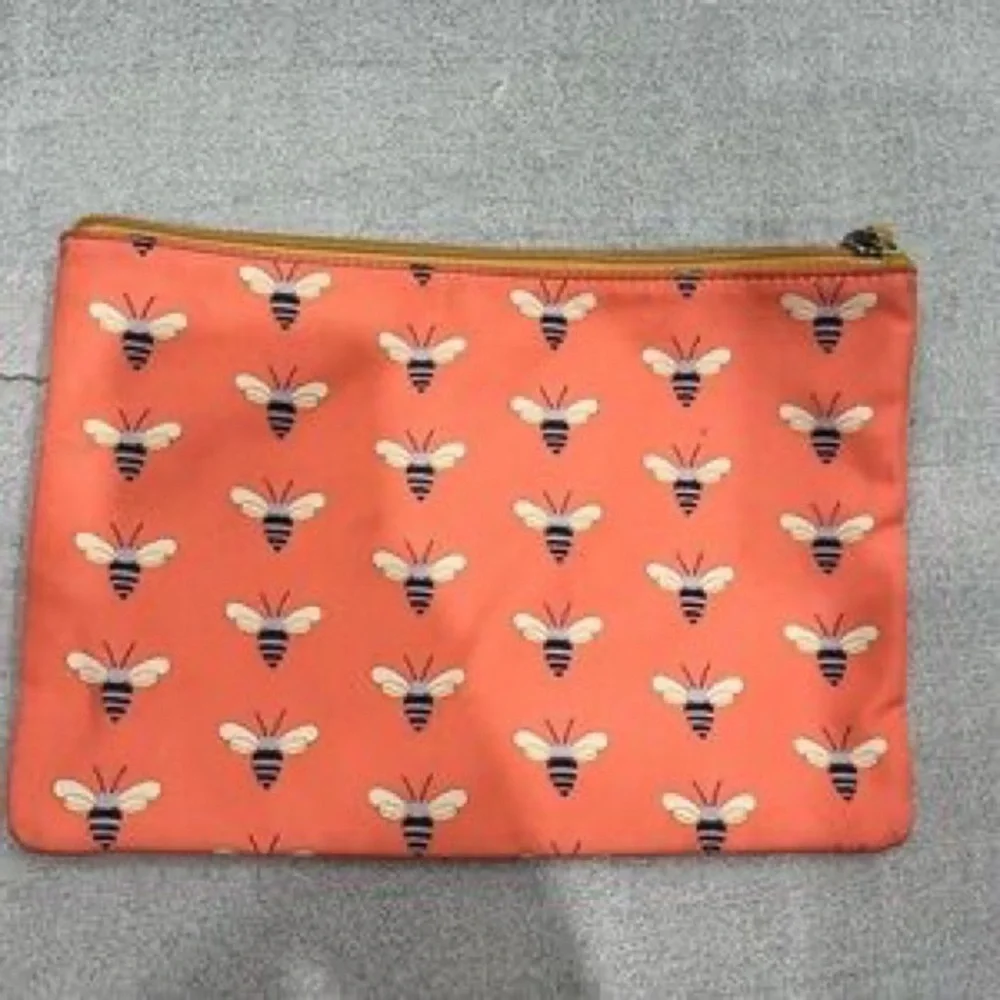 Coral Bee Print Zip Pouch